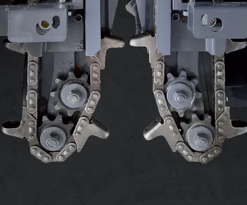 Mainero patented 11-lug timed gathering chains